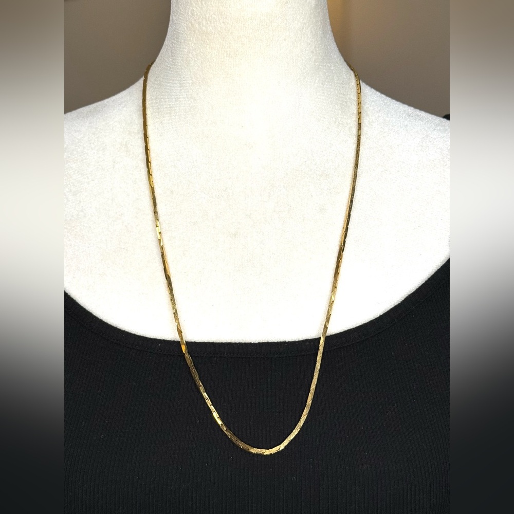Vintage Long Gold Tone Flat Chain Necklace – Diamond Cut Layering 24” Chain - Picture 2 of 8